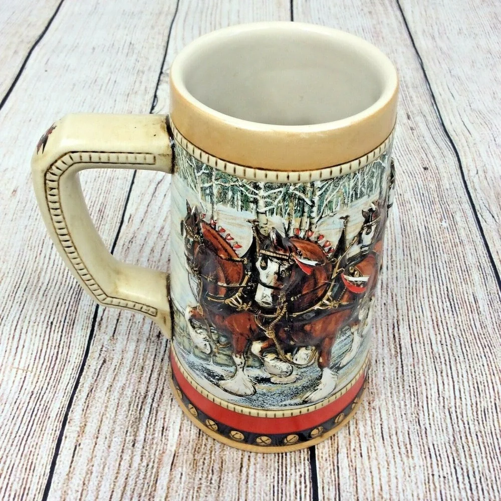 Vintage 1988 Anheuser Busch Budweiser Christmas Beer‎ Stein- Clydesdales Mug